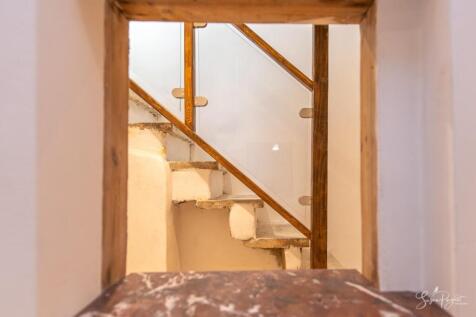 Lower Ground Floor stairwell