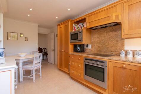Kitchen - Breakfast Room
