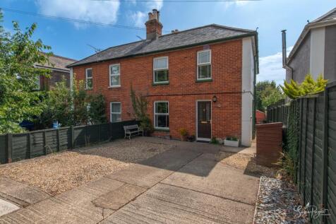 Welcome to 27 Newnham Road