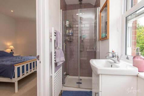 En - Suite Shower Room