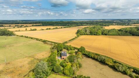 Countryside surroundings