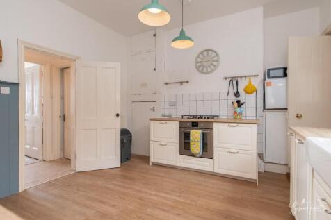 Kitchen - Breakfast Room