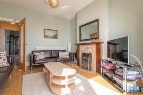 Lounge/Bedroom