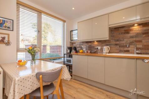 Kitchen - Breakfast Room