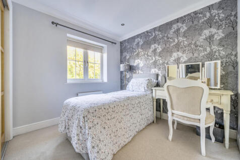 1362189-18-68e418...