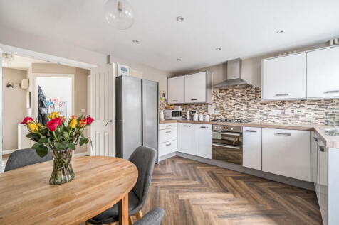 1368989-26-68f207...