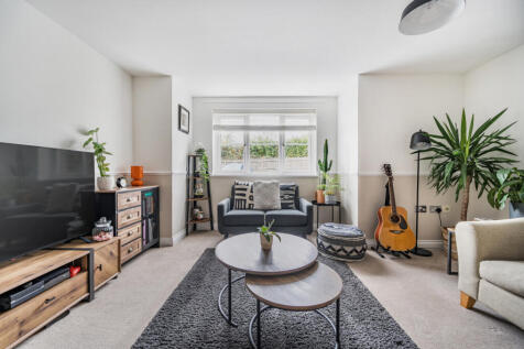 1372393-15-690e13...