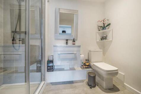 En Suite Shower Room