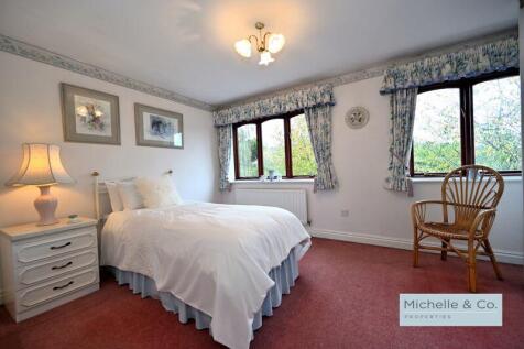 Principle bedroom