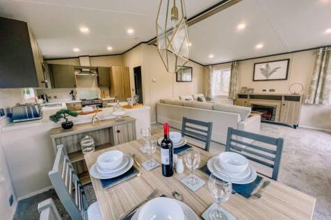 Victory-Beechwood-Dining-Room