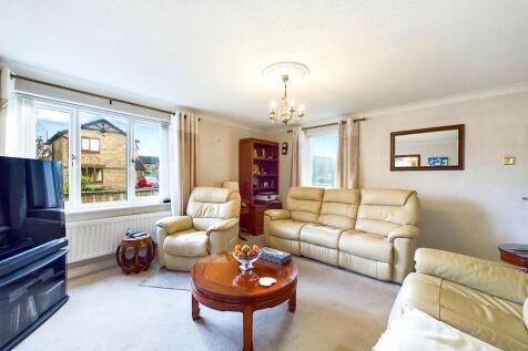 46 Westfield Road - Living Room1