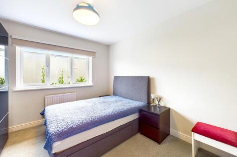 10 Farro Drive - Bedroom2
