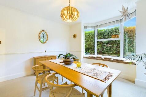 Leeds Road - Dining Room1