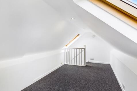 Lrg_Bedroom 3