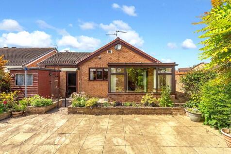 24 Turnberry - Rear