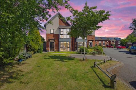 Lea Field Court - Front Dusk