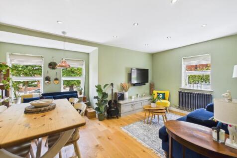 Living Dining Space