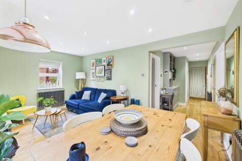 Living Dining Space