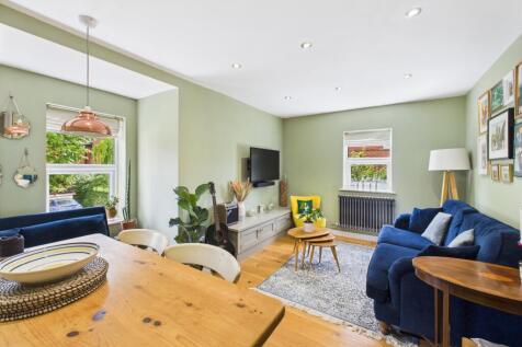 Living Dining Space