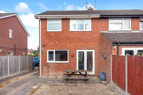 34 Hardrada Way - Rear