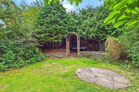 47 Dodsworth - Garden1