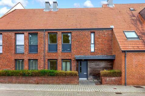 Derwent Way - Front