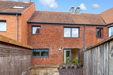 Derwent Way - Rear