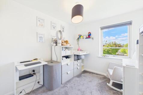 CAM03162G0-PR0345-STILL002