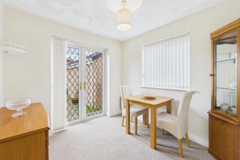 CAM03162G0-PR0342-STILL004