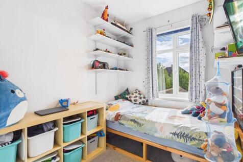 CAM03162G0-PR0344-STILL013