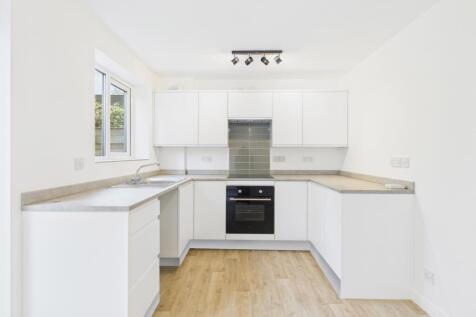 CAM03162G0-PR0361-STILL002