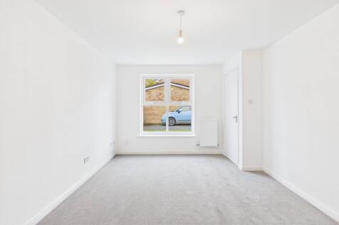 CAM03162G0-PR0361-STILL006