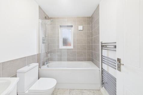 CAM03162G0-PR0361-STILL012