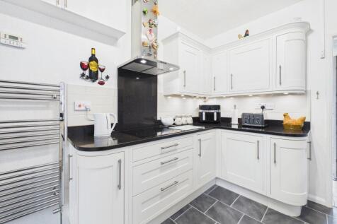 CAM03162G0-PR0362-STILL003