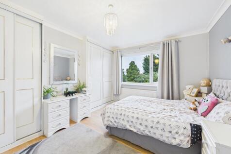 CAM03162G0-PR0362-STILL018