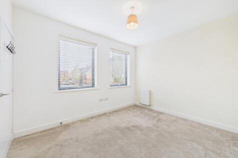 CAM03162G0-PR0365-STILL008