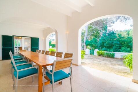 Covered terrace