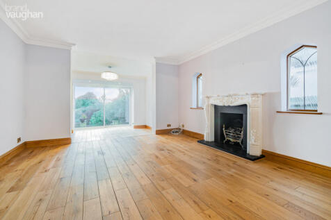 Living Area 2