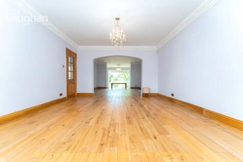Living Area 2