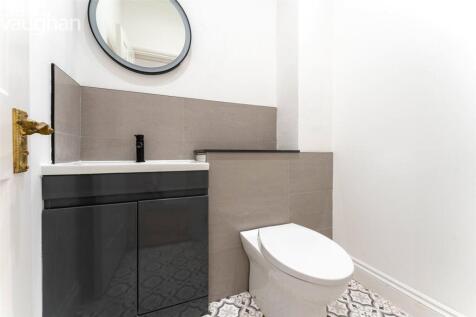 Hallways Wc