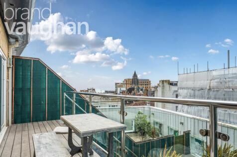 Balcony/Views