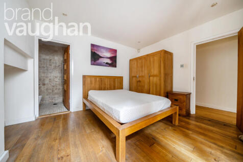 6b864583-de43-451...