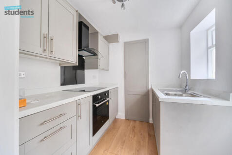 38100c6c-7e02-485...