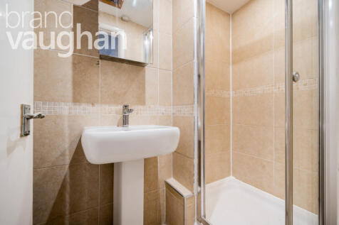 b97e4ee9-2776-463...