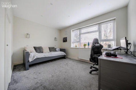 89697539-f6ea-4d3...