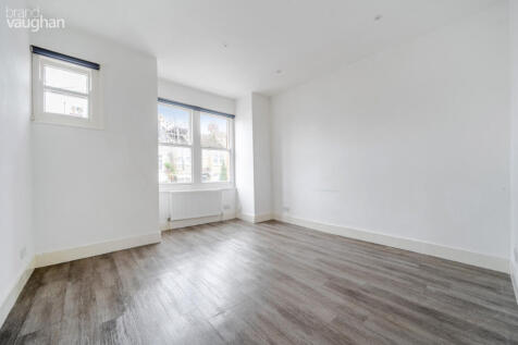 efd69366-54b4-490...