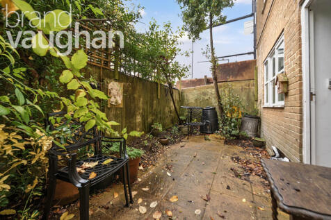 e1679db4-e635-46c...