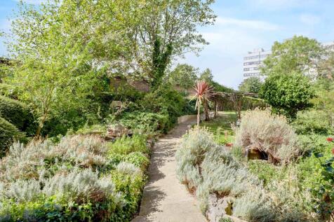 Property Image 11