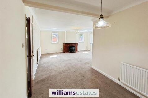 Lounge Dining Room