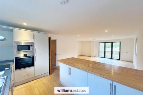 Open Plan Kitchen/Living Space
